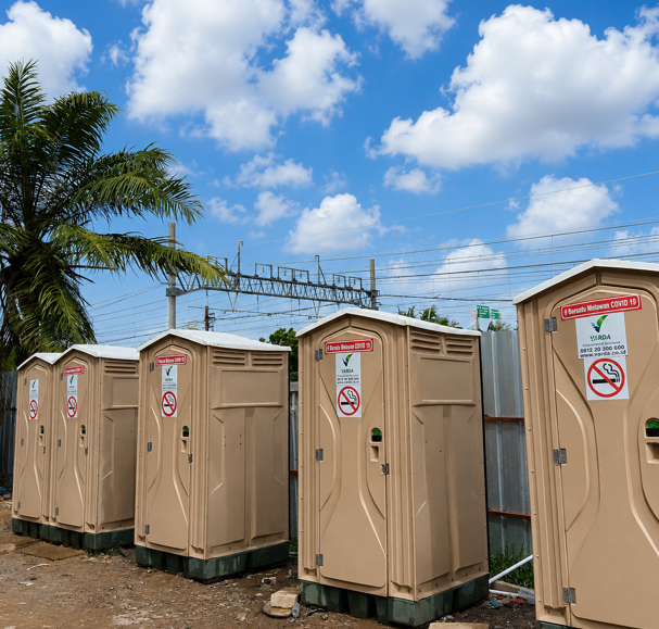LIMBAH CAIR DARI TOILET PORTABLE PEKERJA LAPANGAN